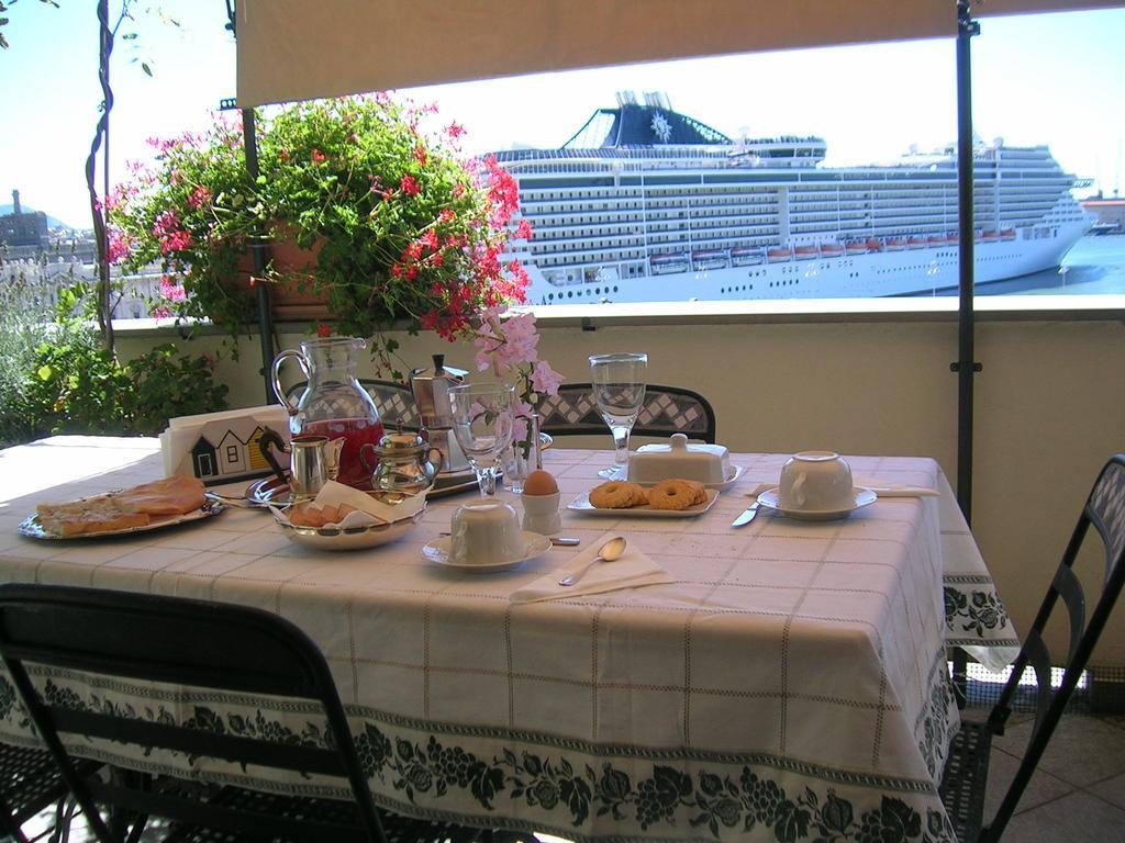 La Terrazza Sul Porto Bed & Breakfast Genoa